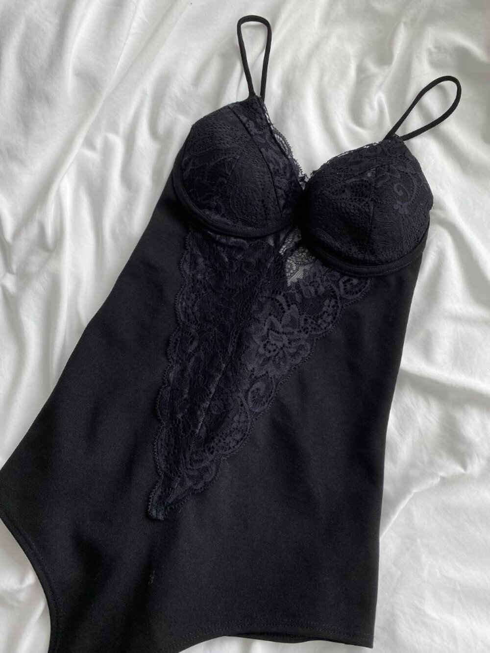 privy Lace Bodysuit - Size: Medium
